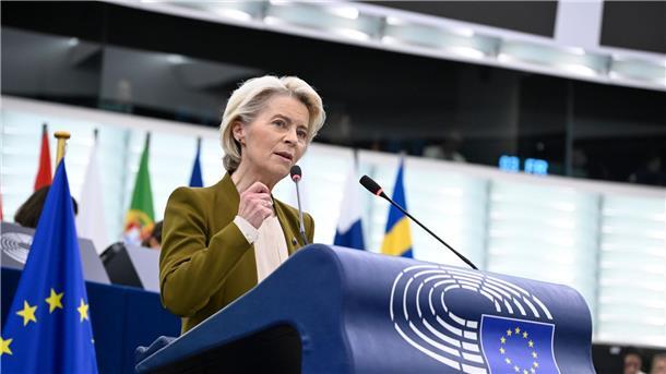 Von der Leyens Pläne: „Europa muss kämpfen“ Von der Leyen kündigte unter anderem an, dass die EU-Kommission wegen Israels Vorgehen im Gazastreifen ihre Unterstützung für das Land aussetze.
