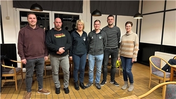Von links nach rechts: Fußballobmann Malte Büsing, Fußball-Jugendleiter Malte Petz, Kassenwartin Bettina Hollens, Fußballobmann Marcel Schneider, Fußballobmann Tjark Pankratz, Ressortleiterin Breitensport Heike Koopmann. Es fehlt die Schriftführerin und Pressewartin Julia Harzmann.