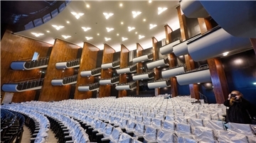 Von September 2026 an soll sich die Oper in Köln wieder mit Leben füllen.