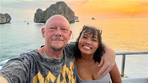 Vor allem wegen seiner Frau Lad ist Frank „Franky“ Wetzig nach der Katastrophe in Thailand geblieben. (Archivbild)