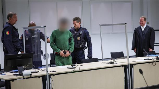 Brokstedt-Prozess: OLG soll Unterbringung prüfen Vor dem Landgericht Itzehoe wird der Prozess gegen Ibrahim A. wegen der tödlichen Messerattacke in einem Regionalzug in Brokstedt fortgesetzt.