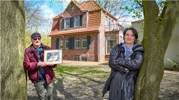 Hartmut Seitz und Enkelin Berit Seitz
