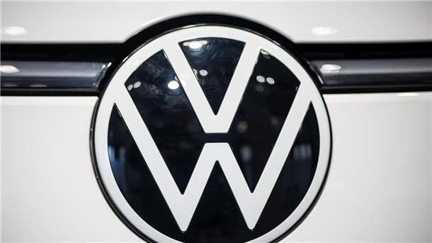 VW und Mobileye bauen Zusammenarbeit aus VW und die Intel-Tochter Mobileye wollen ihre Zuammenarbeit beim autonomen Fahren ausbauen.