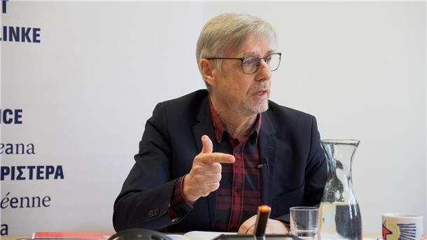 Europäische Linke will Rechte mit Sozialpolitik bekämpfen Walter Baier, Vorsitzender der Europäischen Linken, will mit Forderungen nach bezahlbarem Wohnraum, kostenlosem Zugang zu Bildung, Gesundheitsvorsorge und öffentlichem Nahverkehr im Europawahlkampf punkten.