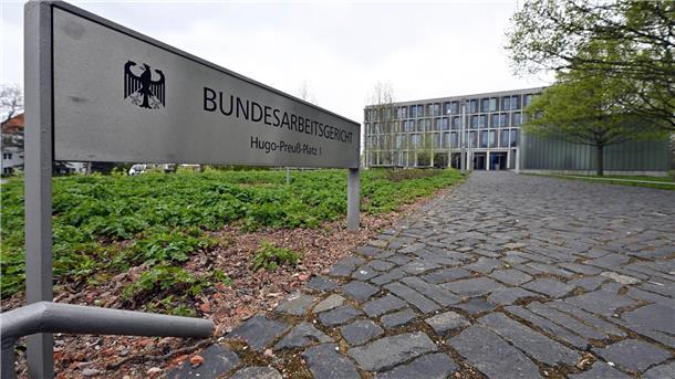 Wann sind Feiertagszuschläge fällig - das Bundesarbeitsgericht hat entschieden