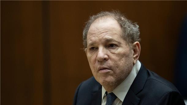 Gericht: Strafmaß für Weinstein wird im Februar verkündet War erst kürzlich von einer Jury unter anderem wegen Vergewaltigung schuldig gesprochen worden: Harvey Weinstein.