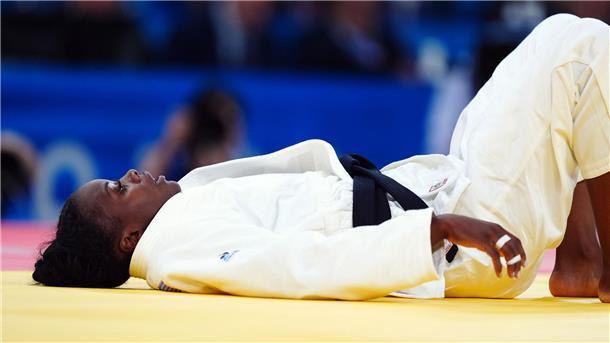 War nach ihrem frühen Olympia-Aus schwer enttäuscht: Madeleine Malonga.