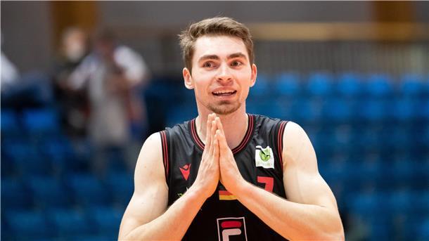 Ex-Eisbär Breitlauch bleibt nur die Rolle des Motivators Wegen einer Herzmuskelentzündung ist die ProA-Saison für Adrian Breitlauch bereits gelaufen.