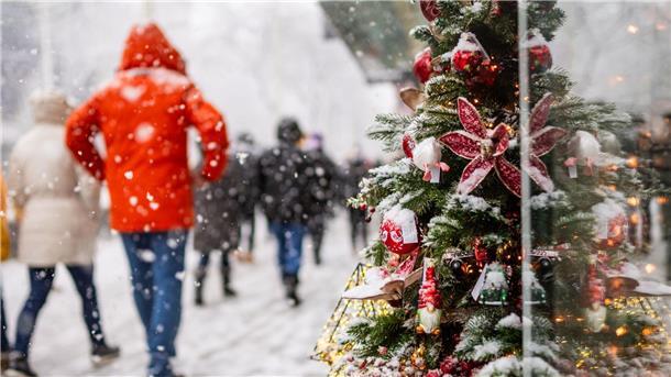 Weihnachtsgeschäft nimmt langsam Fahrt auf Weihnachten steht vor der Tür: Aktuell werden viele Geschenke besorgt.