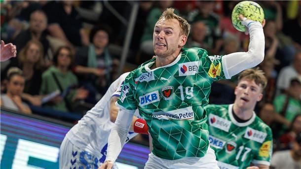 Welthandballer Mathias Gidsel war bester Schütze der Füchse. (Archivbild)