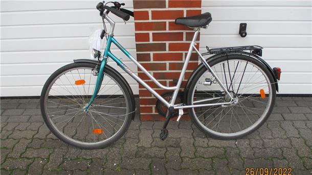 Wem gehört dieses gestohlene Damenrad?