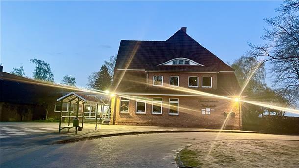 Ortsrat Kuhstedt: Nachnutzung des Schulgebäudes im Fokus Wenn in der Kuhstedter Schule die Lichter ausgehen, sind Ideen für die Nachnutzung des Gebäudes gefragt: Das Thema wird der Ortsrat am 17. April erörtern.