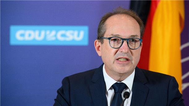 „Wer gegen Israel hetzt, soll mit mindestens sechs Monaten Haft rechnen müssen“: Alexander Dobrindt.