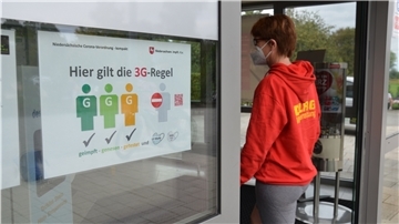 Wer in der Moor-Therme in Beers schwimmen gehen will, muss sich unter Umständen auf eine längere Wartezeit einstellen.
