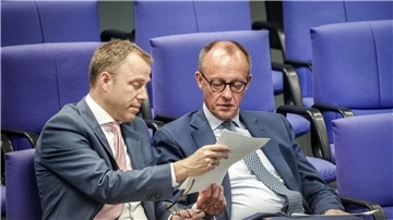 Werden künftig nicht mehr an der Parteispitze zusammenarbeiten: Friedrich Merz (r.) und Mario Czaja.