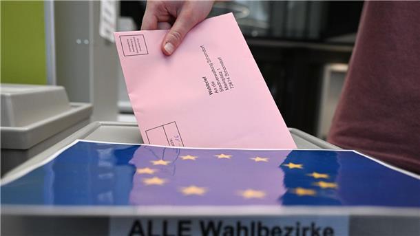 Was die Europawahl für die Bundespolitik bedeutet Wie in ganz Europa stellt sich auch in Deutschland die Frage, wie stark die rechten Parteien werden.