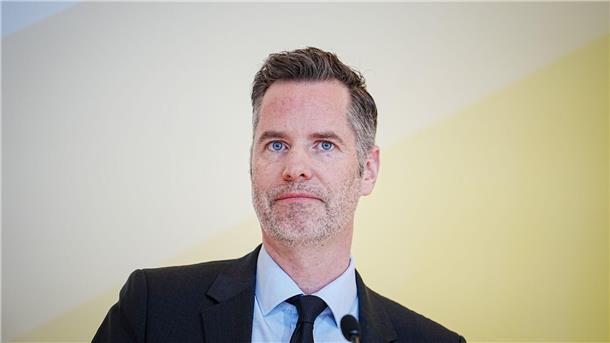 Will die Kindergrundsicherung durch Entbürokratisierung sichern und lehnt die Finanzierung durch mehr Steuergelder ab: Christian Dürr, Fraktionsvorsitzender der FDP-Bundestagsfraktion.