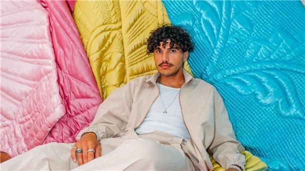 Will  türkische Musik weltweit bekannter machen: Emir Taha.