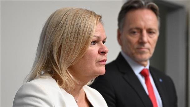 „Wir bekämpfen diese widerwärtige Terrorpropaganda“, sagt Innenministerin Nancy Faeser.