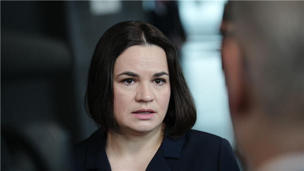 „Wir haben einen langen Weg vor uns. Aber jeder kleine Schritt bringt unseren Sieg näher“, sagt die Oppositionsführerin Swetlana Tichanowskaja.