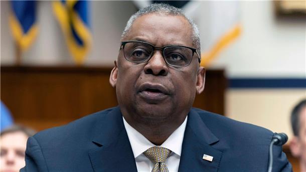 Pentagon-Chef nach Datenleck: „Werden jeden Stein umdrehen“ „Wir nehmen die Sache sehr, sehr ernst“, sagt US-Verteidigungsminister Lloyd Austin über die Veröffentlichung brisanter US-Informationen zum Krieg in der Ukraine.
