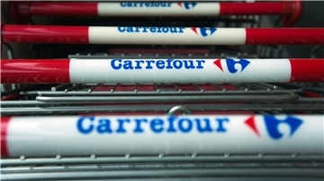 „Wir setzen uns dafür ein, den Preis neu zu verhandeln“, kündigt die französische Handelskette Carrefour an.