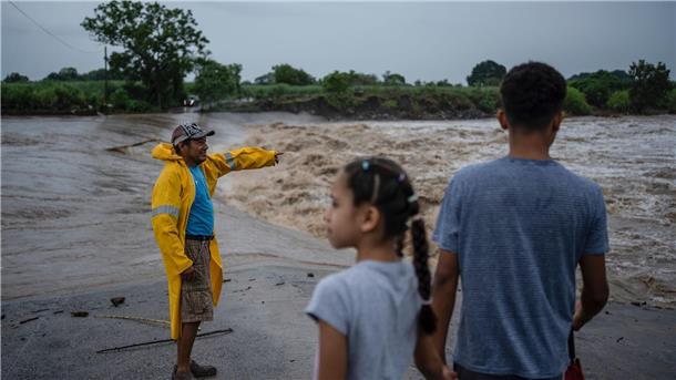 Urlaubsorte in Mexiko bereiten sich auf Hurrikan „Beryl“ vor Wirbelsturm „Beryl“ dürfte laut Wettervorhersagen in Mexiko zweimal auf die Küste treffen. (Archivbild)