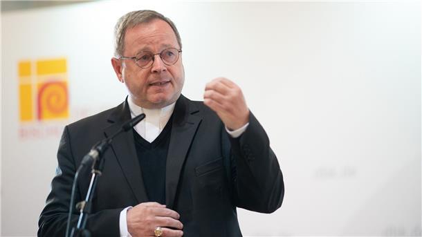 Wirft dem Schweizer Kurienkardinal Kurt Koch „völlig inakzeptable Entgleisung“ vor: Georg Bätzing, Bischof von Limburg und Vorsitzender der Deutschen Bischofskonferenz.
