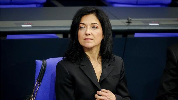 Wirtschaftsministerin Reiche: „Die Entlastungen müssen über die Netzbetreiber an die Kunden weitergegeben werden.“ (Archivbild)