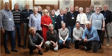 Wollen sich bereits in drei Jahren erneut treffen: Schüler der Abgangsklassen 1968 der damaligen Realschule Nordenham.