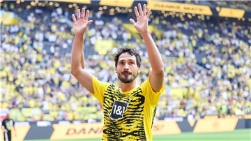 Würdigende Worte zum Abschied: Viele Weggefährten haben sich nach dem angekündigten Karriereende von Mats Hummels geäußert.