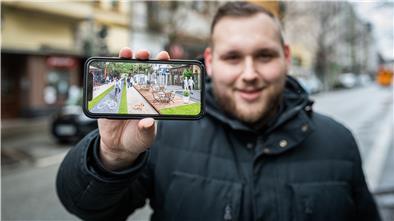 Yannick Sarow von den Jungen Liberalen engagiert sich für eine weitgehend autofreie „Alte Bürger“ für mehr Aufenthaltsqualität.