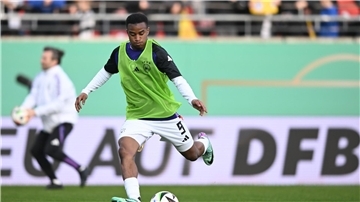 Youssoufa Moukoko hat beim 8:0 von OGC Nizza gegen AS St.-Étienne zwei Treffer erzielt.