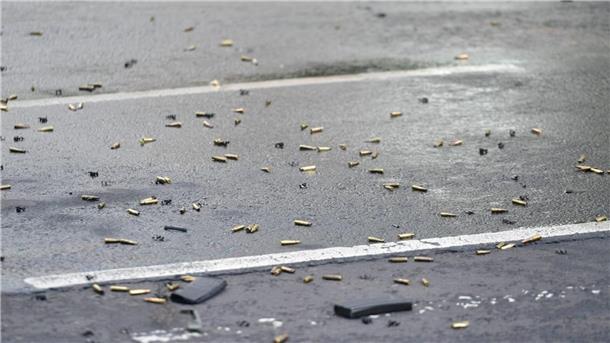 Zahlreiche Patronenhülsen liegen auf einer Straße: Mexiko leidet seit Jahren unter einer Welle der Gewalt (Symbolbild).