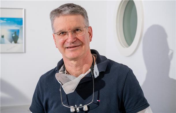 Drohende Unterversorgung bei Zahnärzten: Bekommen neue Patienten noch Termine? Zahnarzt Dr. Ralph Deppe befürchtet, dass die Wartezeiten für Patienten länger werden.