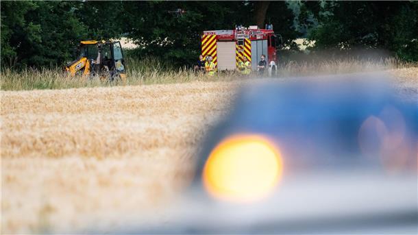 Vater-Kind-Zeltlager endet mit Tragödie Zehn weitere Kinder wurden nach Feuerwehrangaben am Abend zum Teil schwer verletzt.
