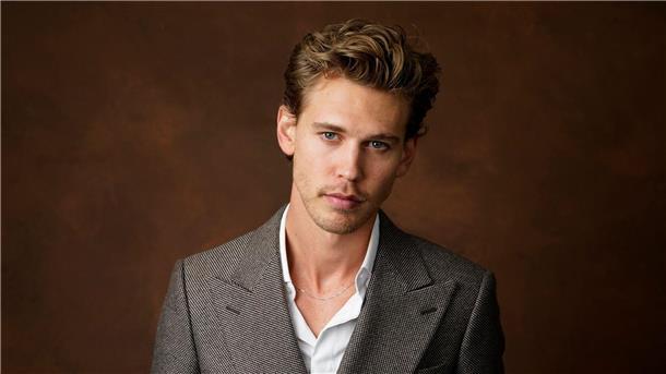Halsketten bei Männern - früher prollig, heute angesagt Zeichen moderner Männlichkeit oder bloße Gender-Performance? US-Schauspieler Austin Butler trägt - wie derzeit viele Geschlechtsgenossen - zum klassischen Anzug Goldkettchen.