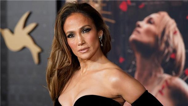 Jennifer Lopez kündigt „This Is Me … Now“-Tournee an Zeitgleich mit dem neuen Album bringt Jennifer Lopez auch den Film „This Is Me... Now: A Love Story“ heraus.