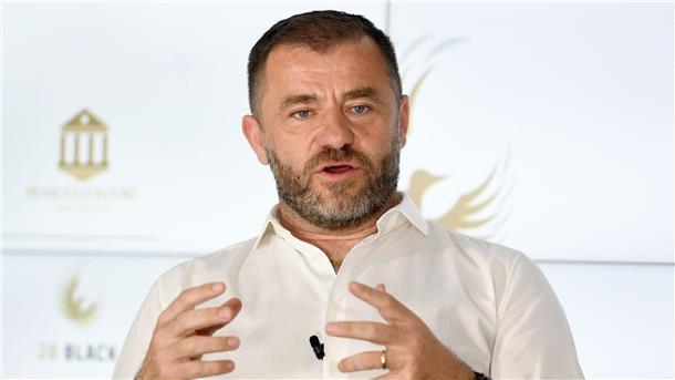 Zeljko Karajica zieht sich zum Ende der laufenden Spielzeit als Geschäftsführer der European League of Football (ELF) zurück.