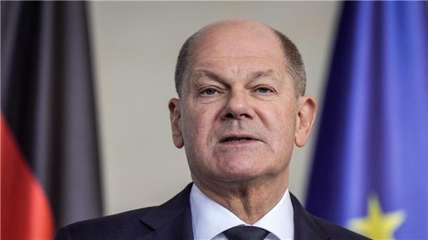 Scholz reist zu Audienz bei Papst Franziskus Zu einer Begegnung zwischen Kanzler Olaf Scholz und Papst Franziskus kam es bereits bei der Trauerfeier für den emeritierten Papst Benedikt XVI.
