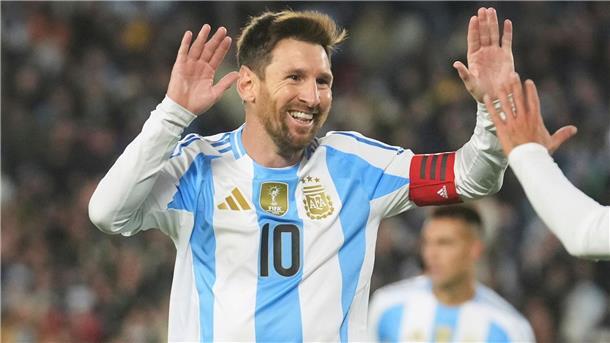 Zu seinem vermutlich letzten Pflichtspiel auf heimischem Boden trug Messi mit zwei Toren zum Sieg bei.